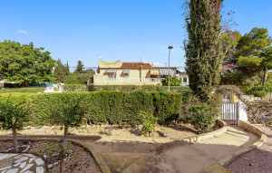Sprzedaż - Villa -
Los Balcones - Los Altos del Edén