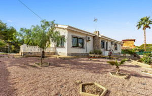 Sprzedaż - Villa -
Los Balcones - Los Altos del Edén