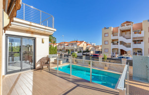 Venta - Villa -
Orihuela Costa