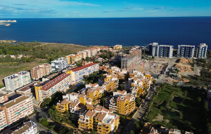 Venta - Apartment -
Punta Prima