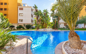 Venta - Apartment -
Punta Prima