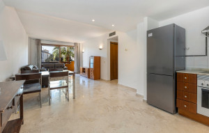 Venta - Apartment -
Punta Prima