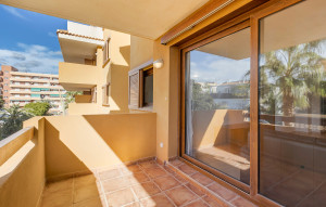 Venta - Apartment -
Punta Prima