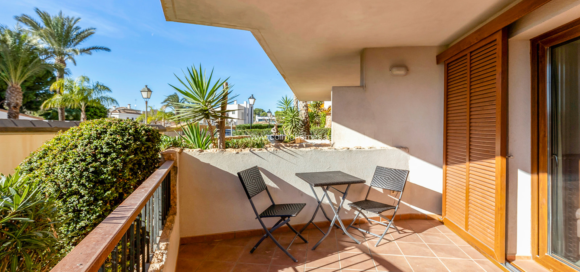 Resale - Apartment -
Punta Prima