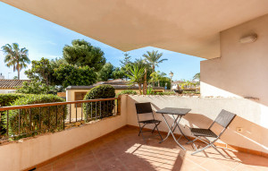 Resale - Apartment -
Punta Prima