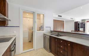 Resale - Apartment -
Punta Prima