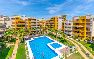Resale - Apartment -
Punta Prima