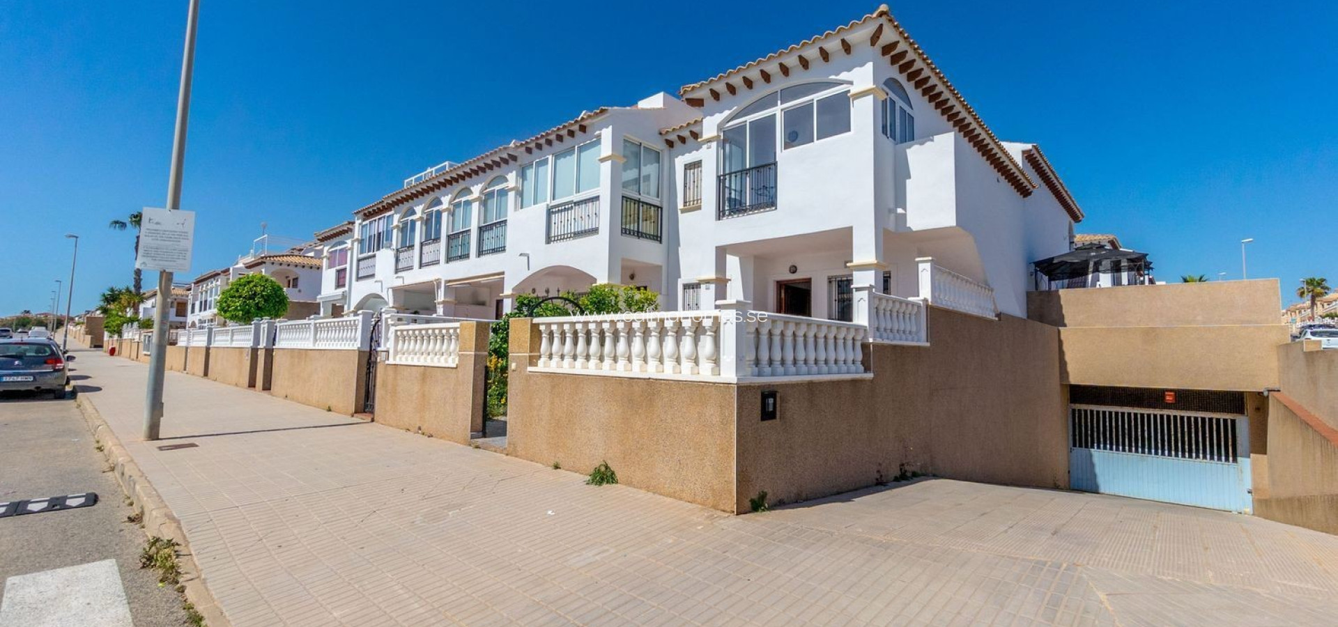 Venta - Bungalow -
Punta Prima