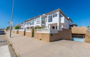 Venta - Bungalow -
Punta Prima