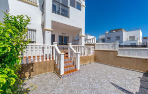 Venta - Bungalow -
Punta Prima