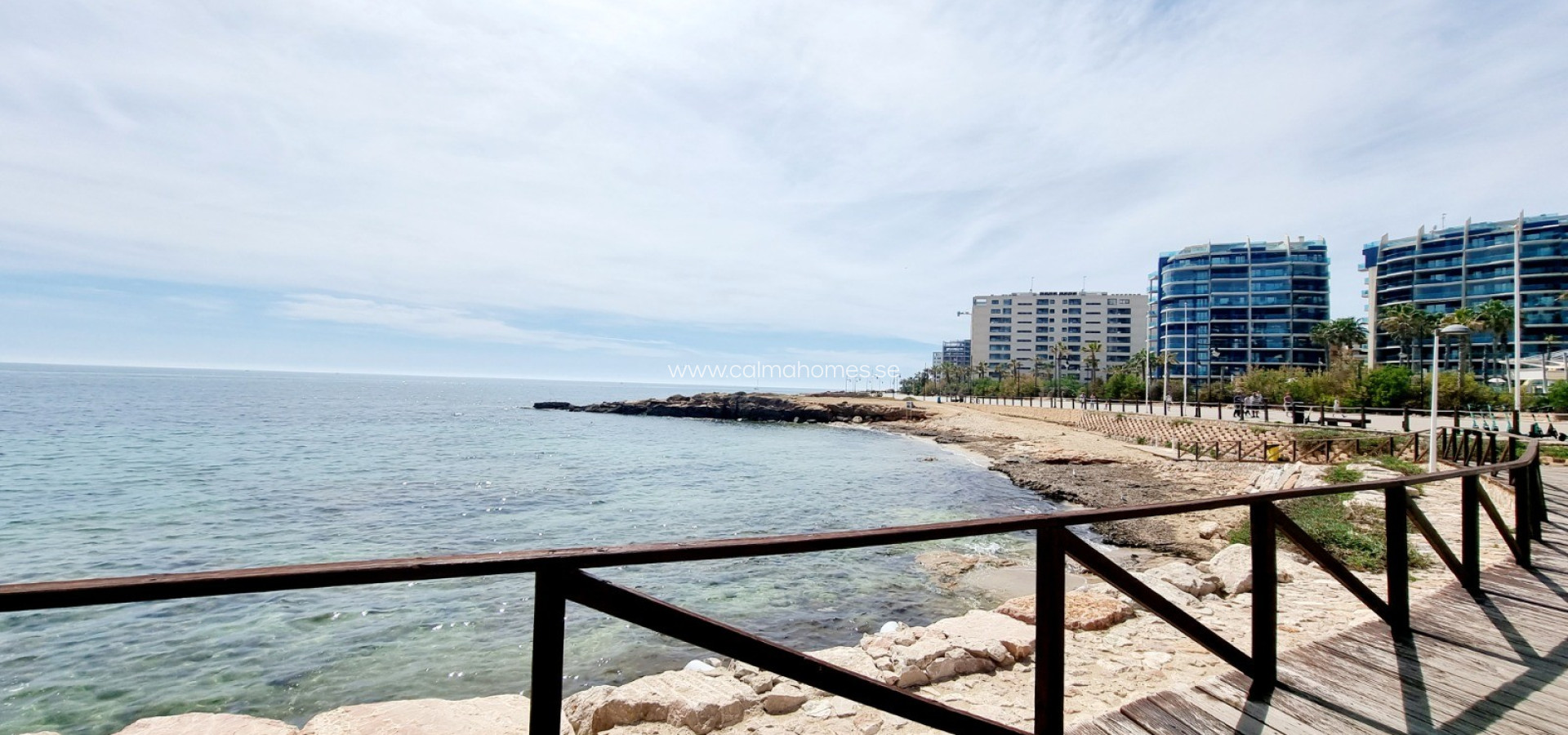 Sprzedaż - Mieszkanie w bloku -
Torrevieja Centro - Torrevieja