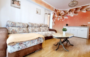 Sprzedaż - Mieszkanie w bloku -
Torrevieja Centro - Torrevieja