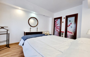 Sprzedaż - Mieszkanie w bloku -
Torrevieja Centro - Torrevieja