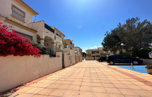 Sprzedaż - Bungalow -
Los Balcones - Los Altos del Edén - Los Balcones