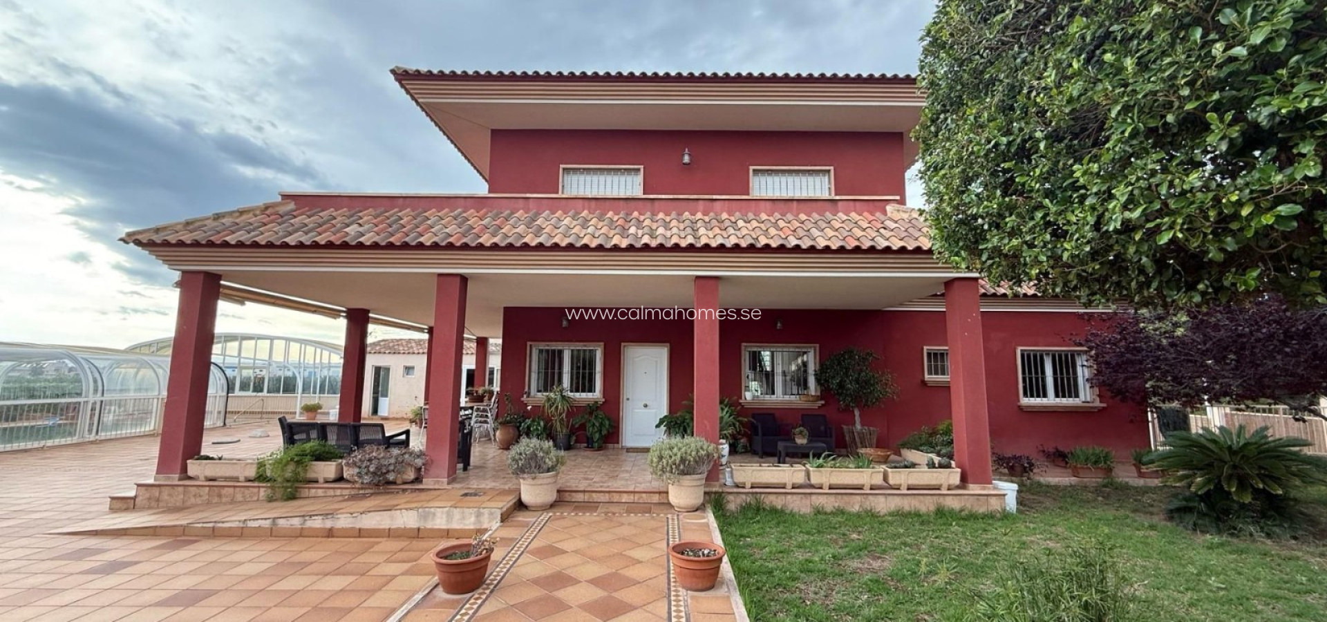 Venta - House -
Santa Pola