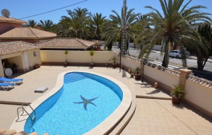 Sprzedaż - Villa -
Cabo Roig