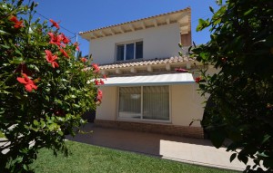 Sprzedaż - Villa -
Cabo Roig