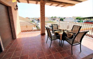 Venta - Villa -
Daya Nueva