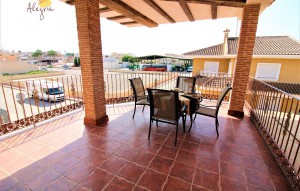 Venta - Villa -
Daya Nueva