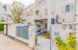 Venta - Bungalow -
Torrevieja - Nueva Torrevieja - Aguas Nuevas