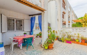 Venta - Bungalow -
Torrevieja - Nueva Torrevieja - Aguas Nuevas