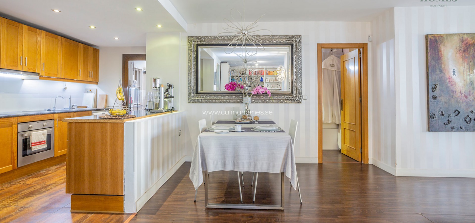 Resale - Apartment -
Centro Torrevieja