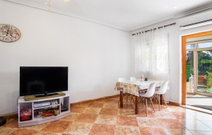 Resale - Bungalow -
Los Balcones