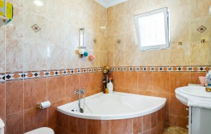 Resale - Bungalow -
Los Balcones