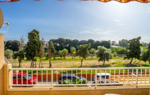 Resale - Bungalow -
Los Balcones