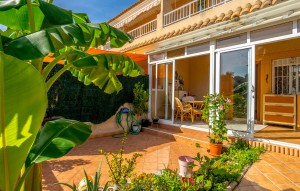 Resale - Bungalow -
Los Balcones